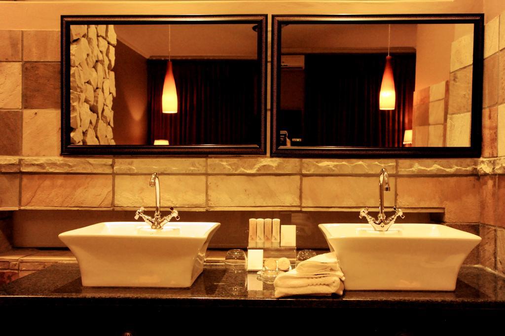 Anta Boga Hotel Bloemfontein Kamer foto