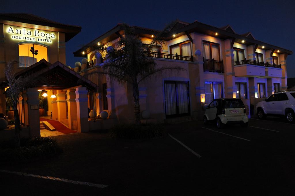 Anta Boga Hotel Bloemfontein Buitenkant foto